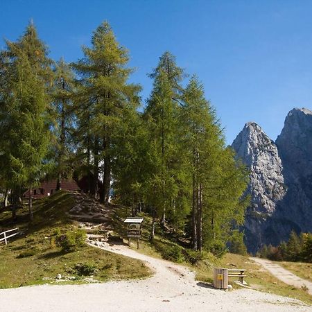 Erjavceva Mountain Hut At Vrsic Pass Otel Kranjska Gora Dış mekan fotoğraf