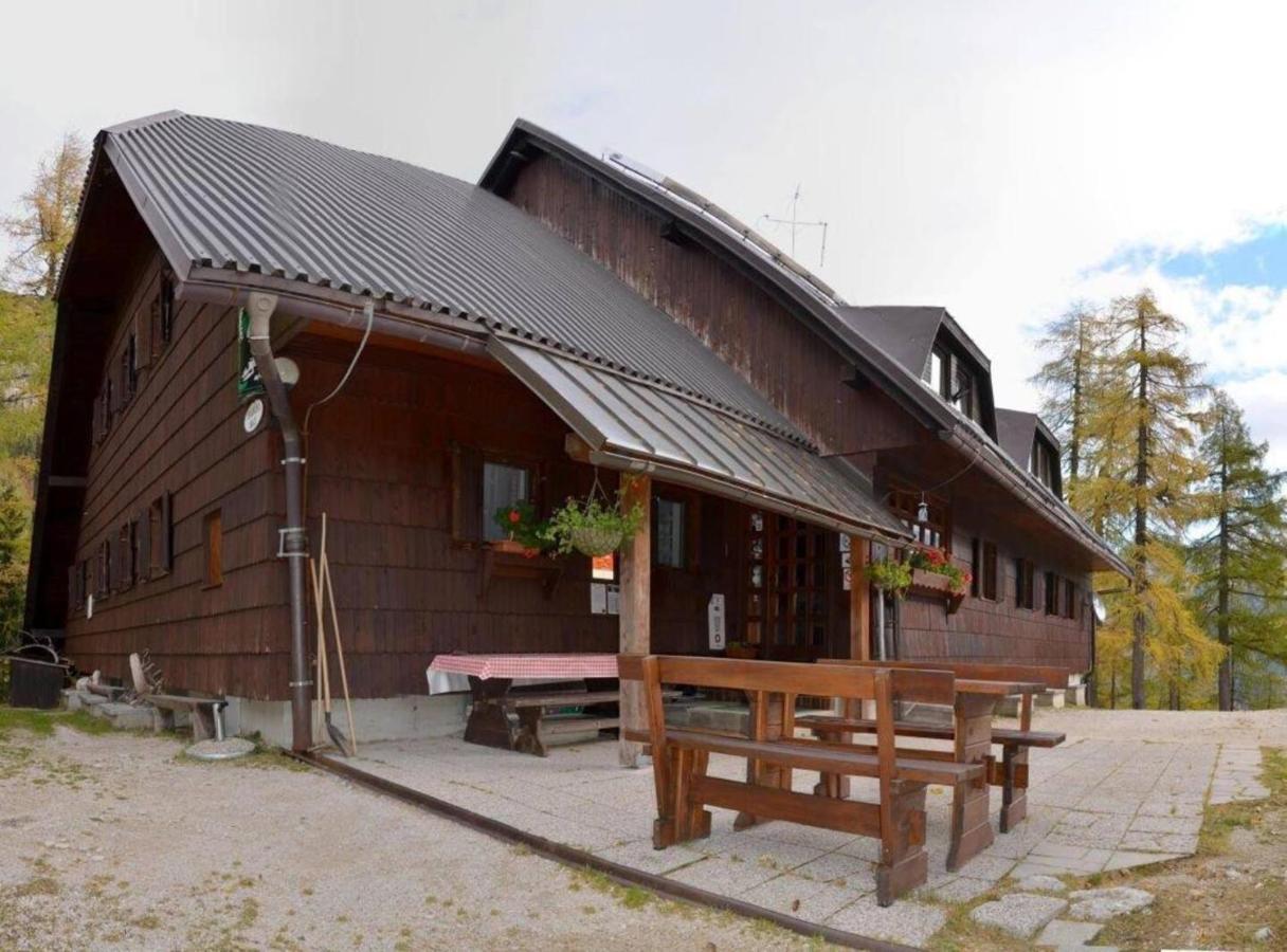 Erjavceva Mountain Hut At Vrsic Pass Otel Kranjska Gora Dış mekan fotoğraf