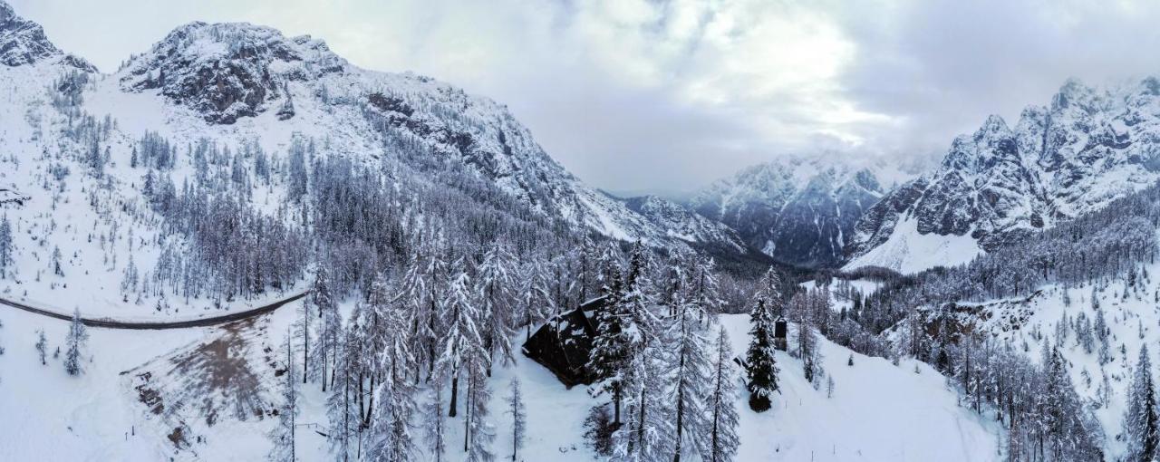Erjavceva Mountain Hut At Vrsic Pass Otel Kranjska Gora Dış mekan fotoğraf
