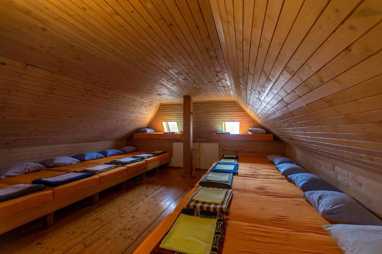Erjavceva Mountain Hut At Vrsic Pass Otel Kranjska Gora Dış mekan fotoğraf
