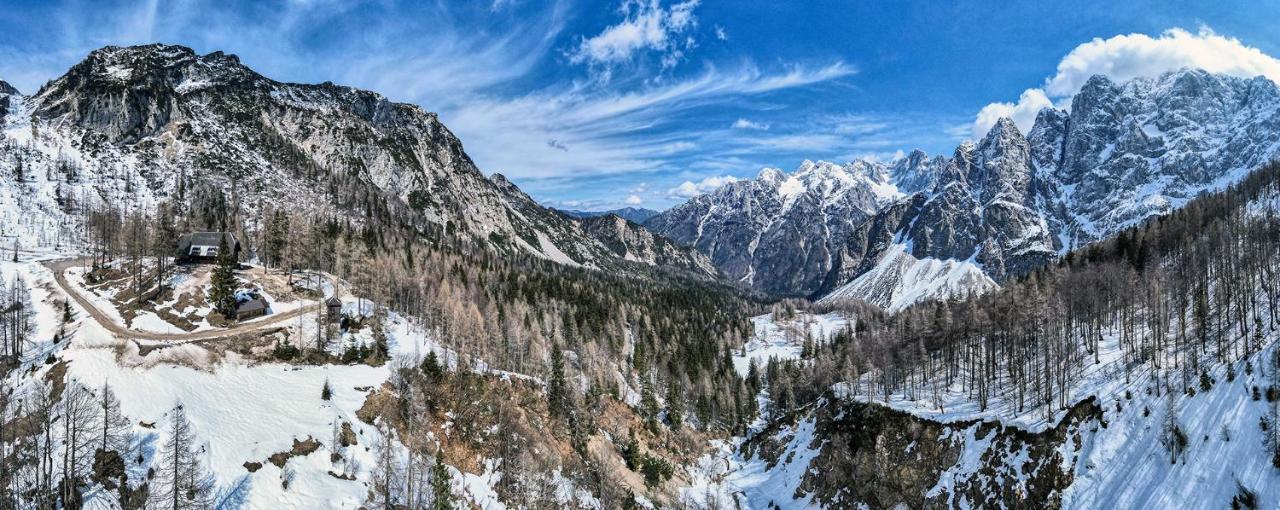 Erjavceva Mountain Hut At Vrsic Pass Otel Kranjska Gora Dış mekan fotoğraf